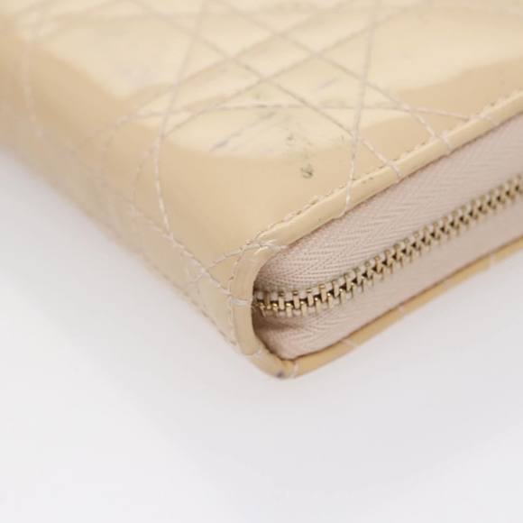 Christian Dior Canage Card Case Enamel Beige Auth ar13203 - Picture 9 of 16